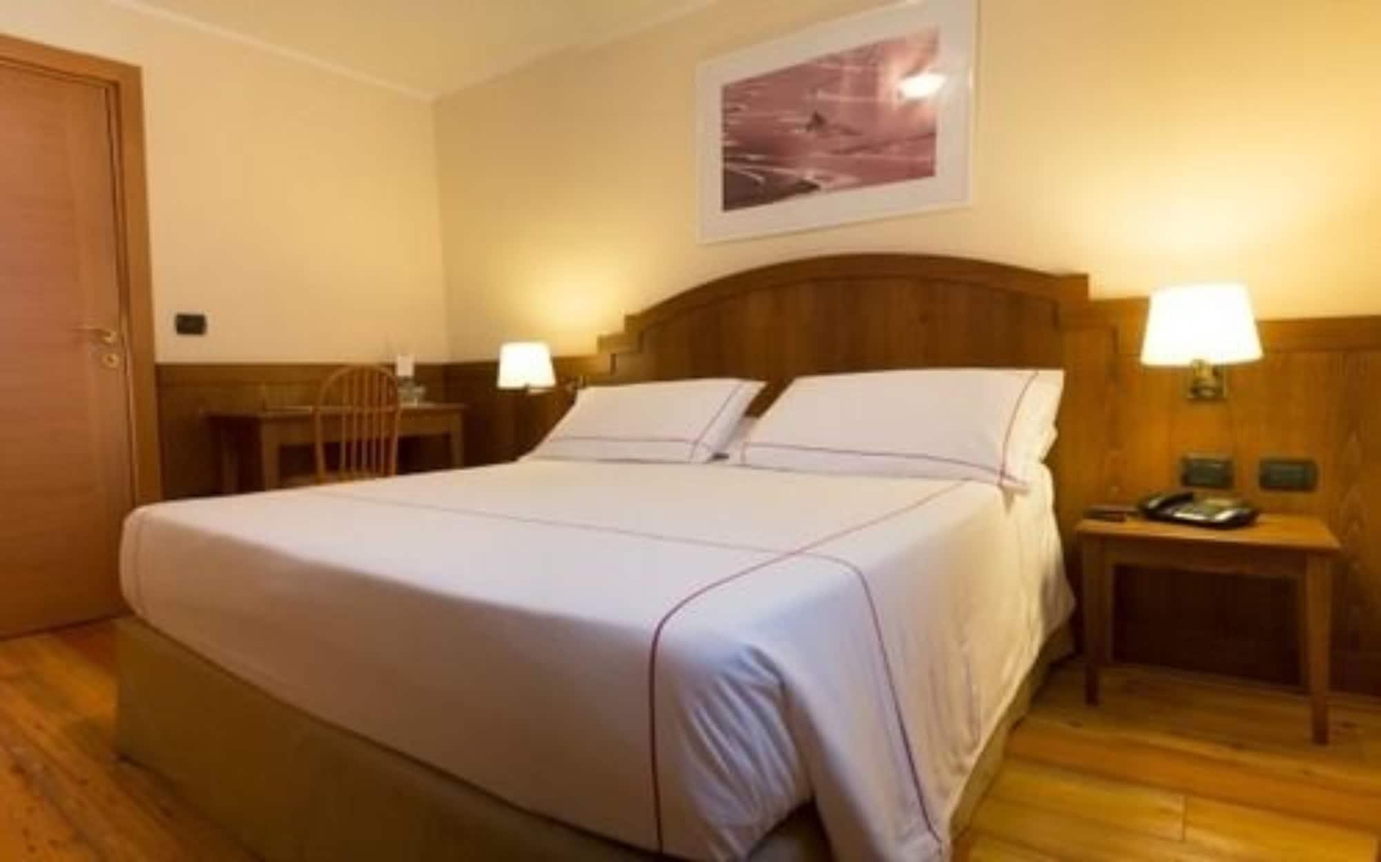 Cresta Et Duc Hotel Курмайор Екстериор снимка