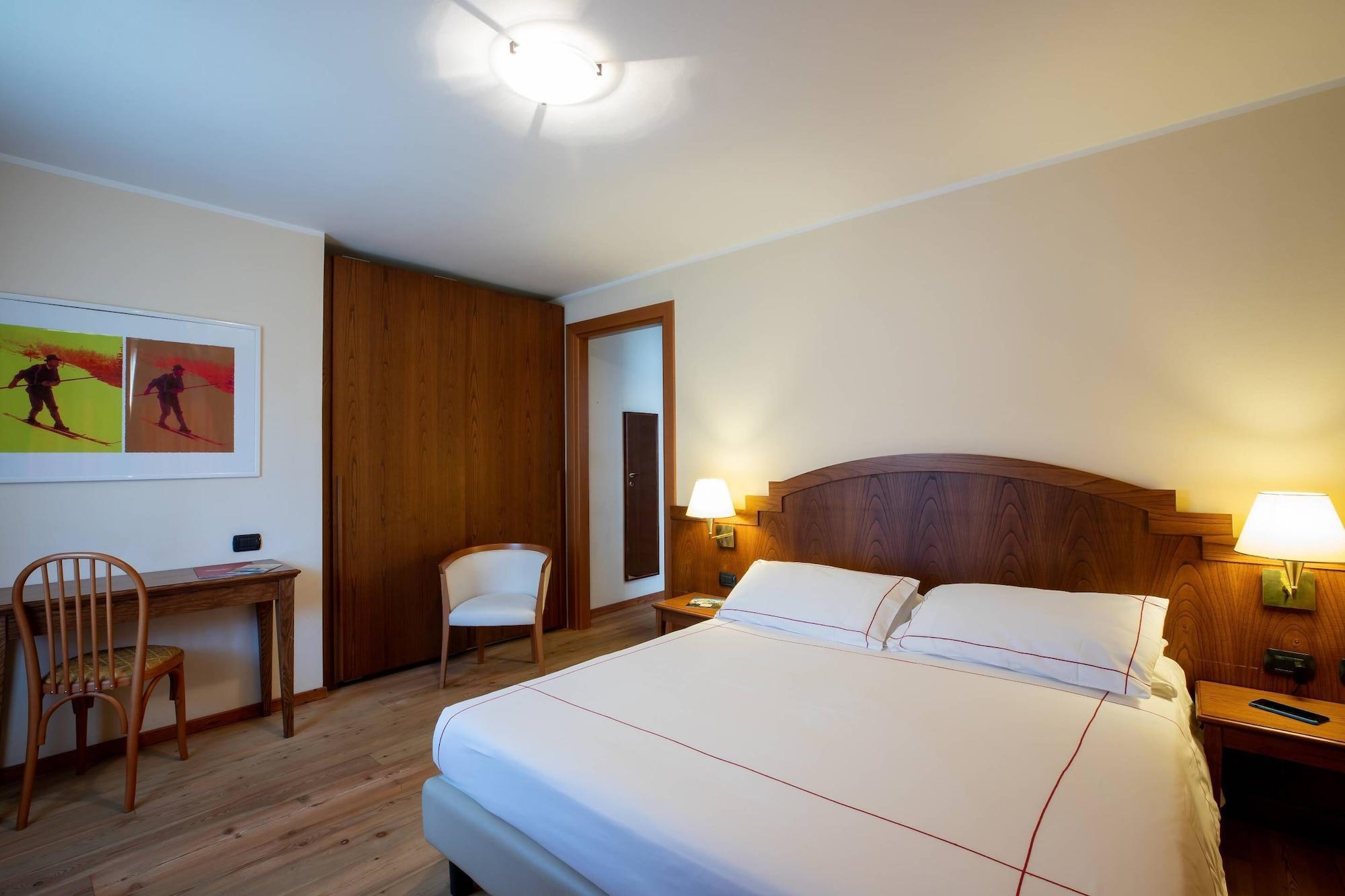 Cresta Et Duc Hotel Курмайор Екстериор снимка