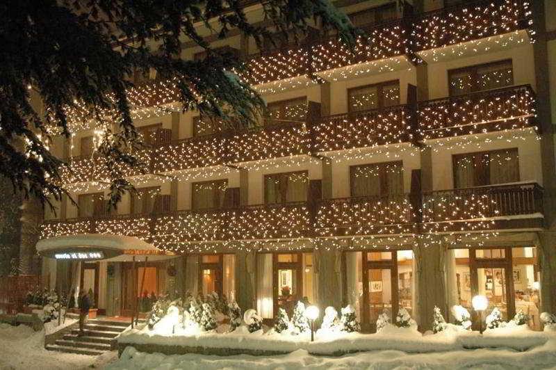 Cresta Et Duc Hotel Курмайор Екстериор снимка