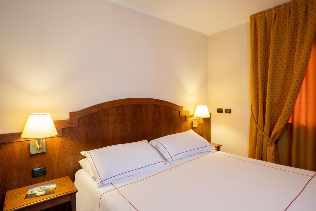 Cresta Et Duc Hotel Курмайор Екстериор снимка