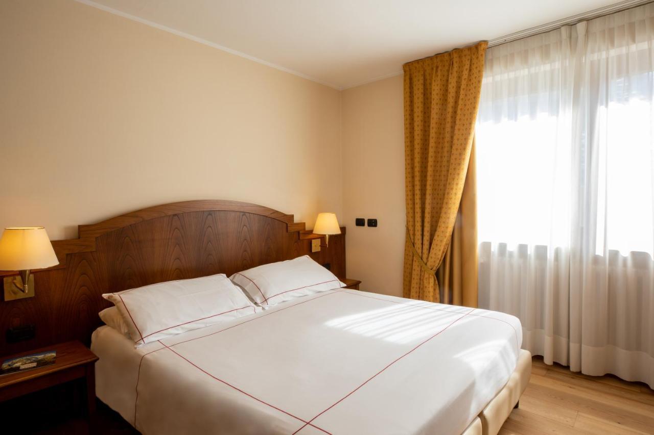 Cresta Et Duc Hotel Курмайор Екстериор снимка